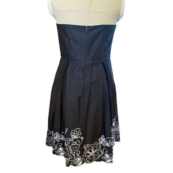 Robbie Bee Strapless Dress Black Embroidered Hem Sz. 12 Wedding Party Y2K - Picture 6 of 8